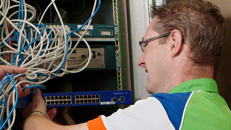 Lan netwerk: herstelgarantie service van netwerk Lan netwerk: herstelgarantie service van netwerk