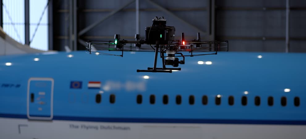 Samen innoveren: KLM inspecteert vliegtuigen met connected drones