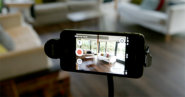 iPhone op camerastatief iPhone op camerastatief