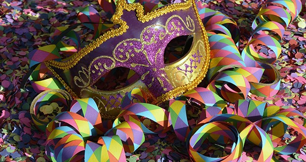 Zo overleven jij en je telefoon carnaval Zo overleven jij en je telefoon carnaval